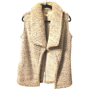 MAX JEANS cream taupe faux Sherpa sleeveless cozy warm vest pockets Wmn's S